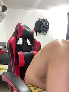 Fozil_Dvice Live XXX-chat