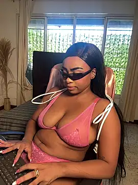 Roxxi_Boom's Live XXX Chat