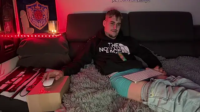 Czat XXX na żywo – Cookieboy88