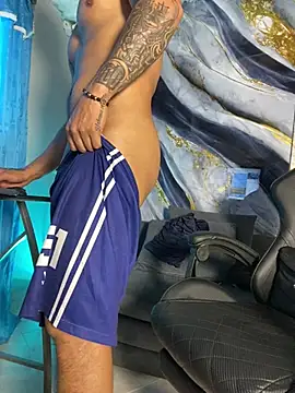 Chat +18 de ThiagoBlaze ao vivo