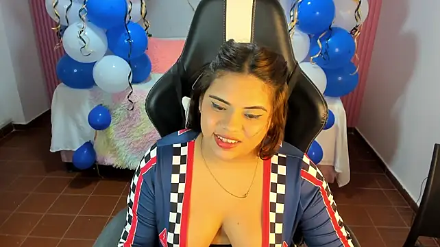 samy_19_ Adlı Modelin Canlı XXX Sohbeti