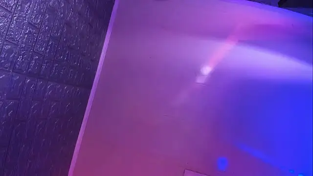 EmmyTorner – Naživo XXX chat