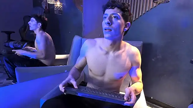 TheGhostforeeonss Live XXX-chat