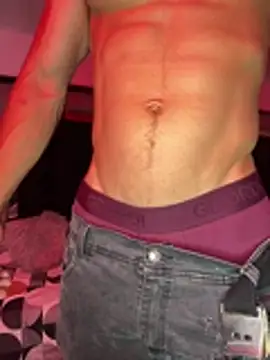 Chatroom XXX en direct de MR_MUSCLE