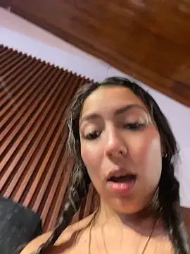 Julieth_ec_'s Live XXX Chat