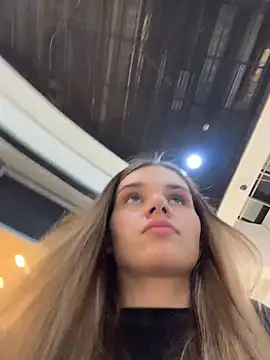 XXX chat uživo modela BARAVISHA