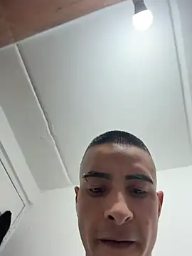 willclayy's Live XXX Chat