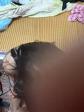 -Lyly_69 在線直播表演