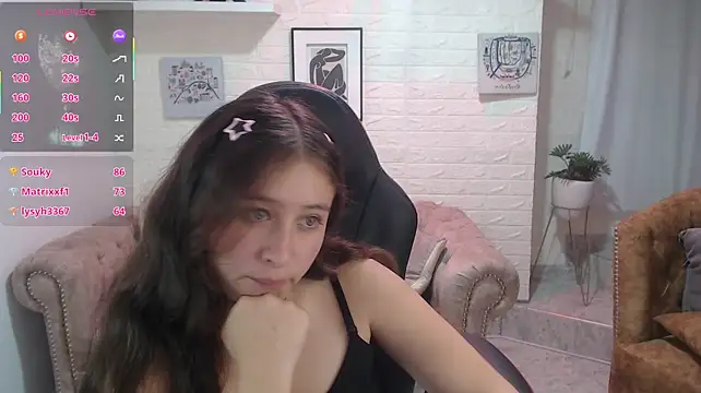 perlaa_tk Adlı Modelin Canlı XXX Sohbeti