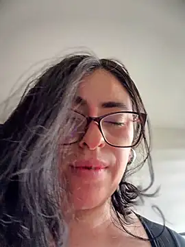 צ'אט XXX בשידור חי של Wkatte