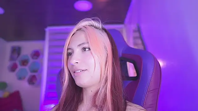 Czat XXX na żywo – Rebecah_1