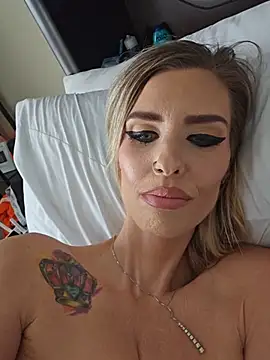 ellieconradxo's Live XXX Chat