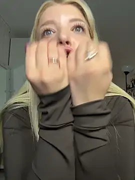 Chat +18 de OdriOlsens ao vivo