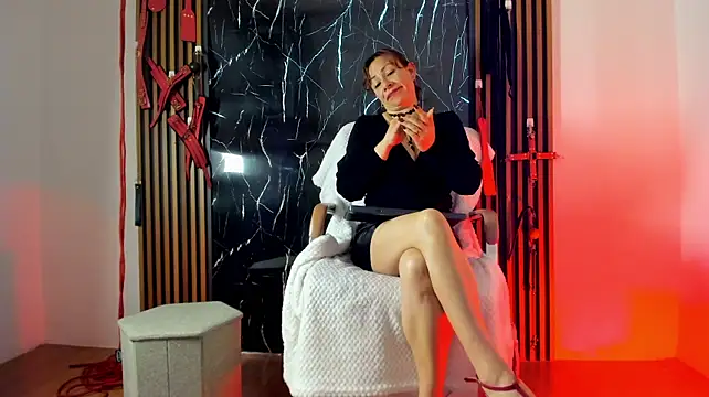 Show de Maison-velvetbdsm na webcam