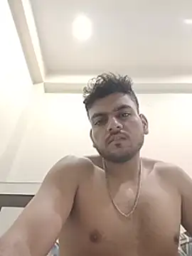 Realcumshow 现场XXX聊天