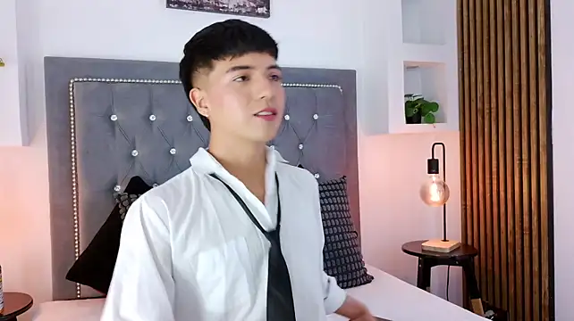 Keen_Nico Chat XXX live