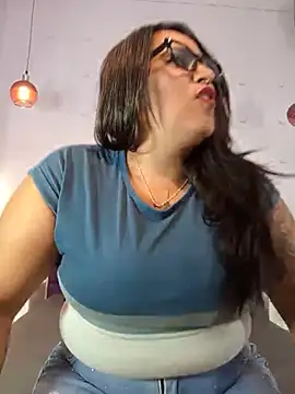 XXX chat uživo modela haileystone