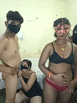 Pokazy przed kamerką – hot_bhabhi2
