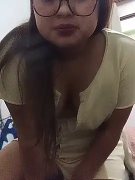 naylamck's Live XXX Chat