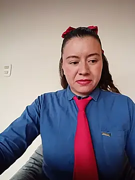 XXX chat uživo modela Hannah-colx