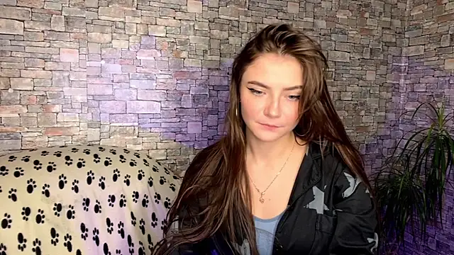 XXX chat uživo modela may_rollins