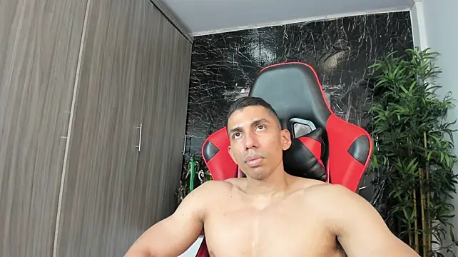 Živý XXX chat Erik_castle