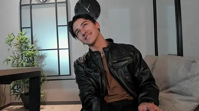 Andy_Joy_ Live XXX-Chat