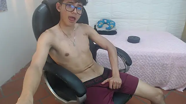 XXX chat uživo modela tim_cooper