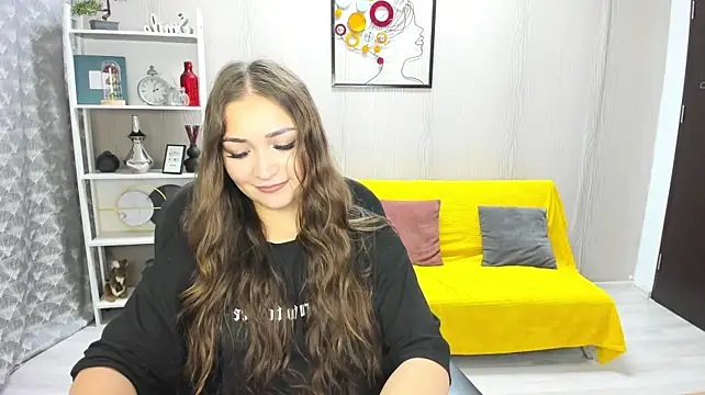 EllaClarke XXX чат на живо