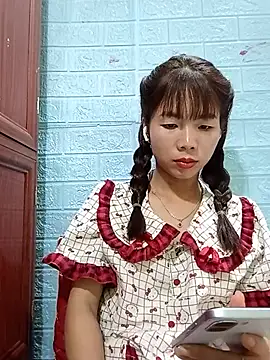 AmyLinee01 现场XXX聊天