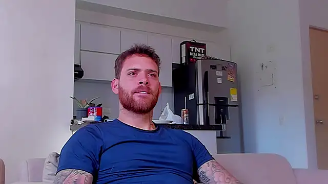 arnold_bekam Adlı Modelin Canlı XXX Sohbeti