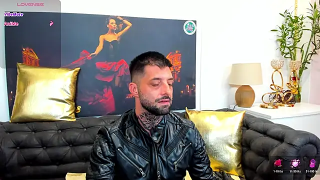 TommyDum live XXX chat