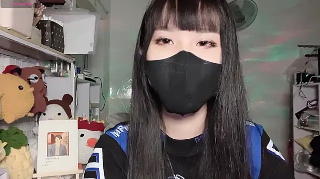 Tieu-May's Live XXX Chat