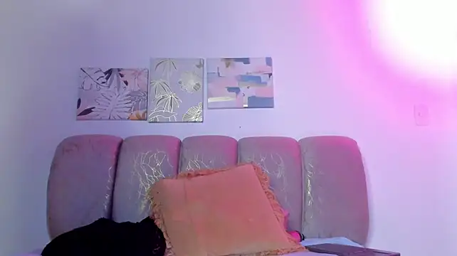 noah_0813's Live XXX Chat