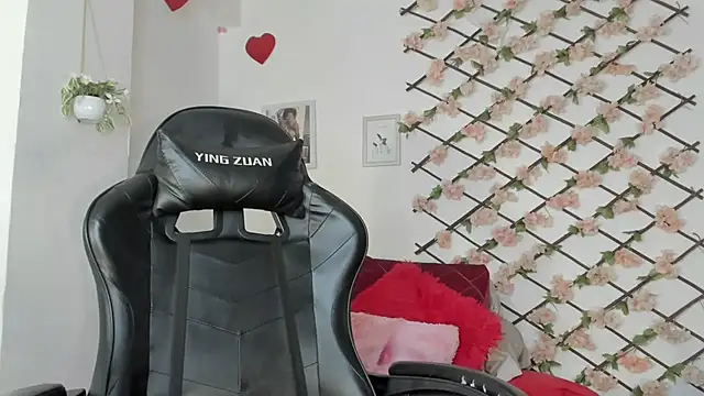 Chat XXX en directo de karinacortes