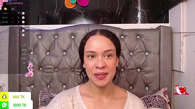 LAILAGUMMY Live XXX-chat
