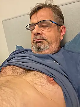 XXX chat uživo modela Axer1960