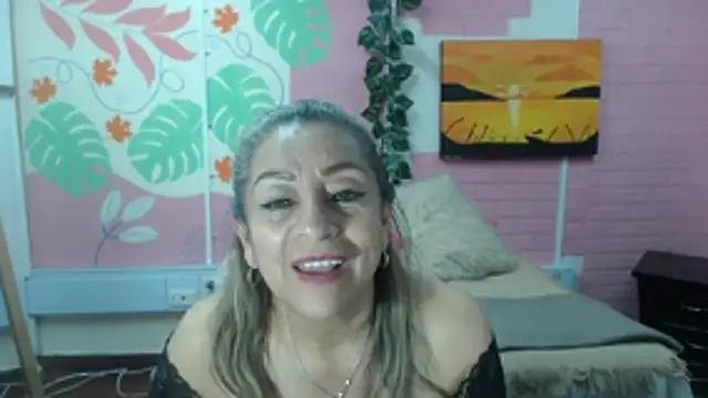 ZAMANTHA Adlı Modelin Canlı XXX Sohbeti