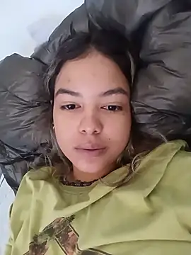dulce_lyraa1's Live XXX Chat