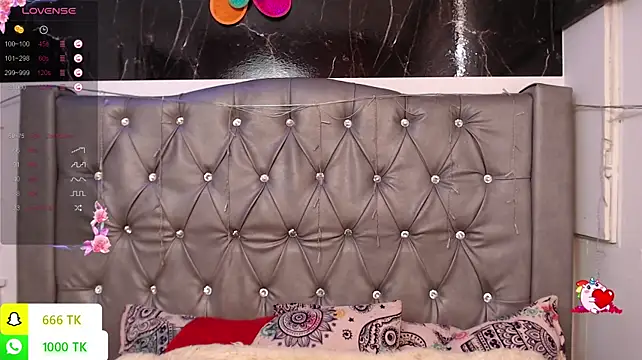 LAILAGUMMY Adlı Modelin Canlı XXX Sohbeti