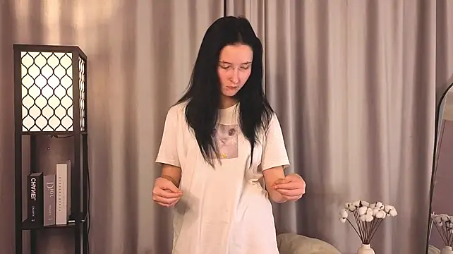 ArielBroker Chat XXX live
