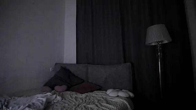 Briar_Nomadn Live XXX chat