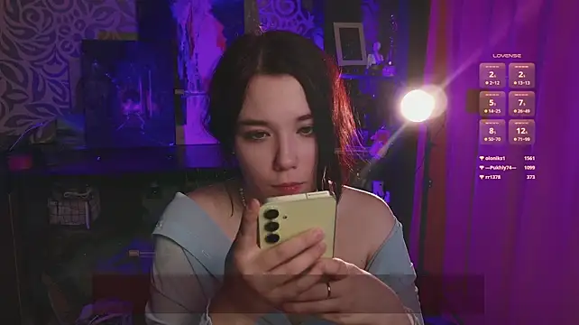 velourrra's Live XXX Chat