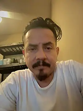 PeterGrandee Chat XXX in diretta