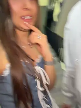 צ'אט XXX בשידור חי של ICrazyOneIRL