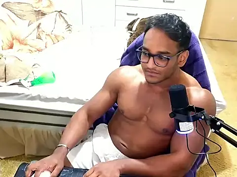 Theothermofo1's Live XXX Chat