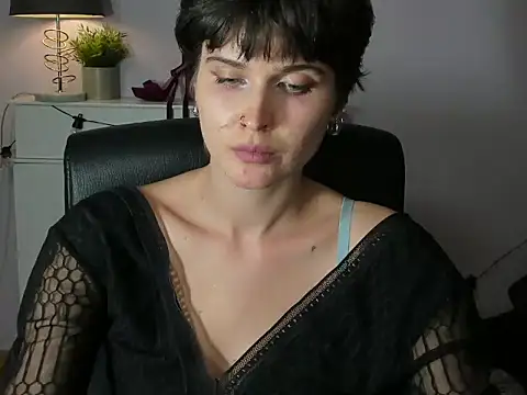 SarahxCharm Live XXX-Chat