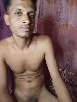 Chat +18 de Priankaboudi ao vivo