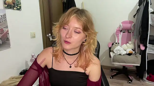 Tiffanythegreatest Adlı Modelin Canlı XXX Sohbeti