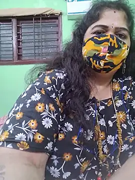 Tamil-mayasri Live XXX-Chat